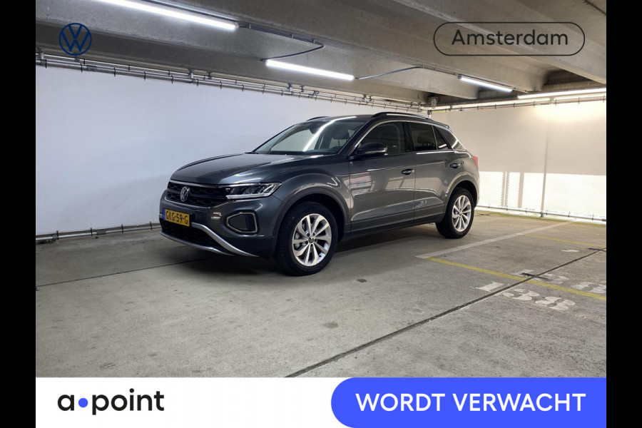 Volkswagen T-Roc 1.5 TSI Life Edition 150 pk Automaat (DSG) | Verlengde garantie | Navigatie via App | Parkeersensoren (Park assist) | Achteruitrijcamera | Adaptieve cruise control | LED koplampen |