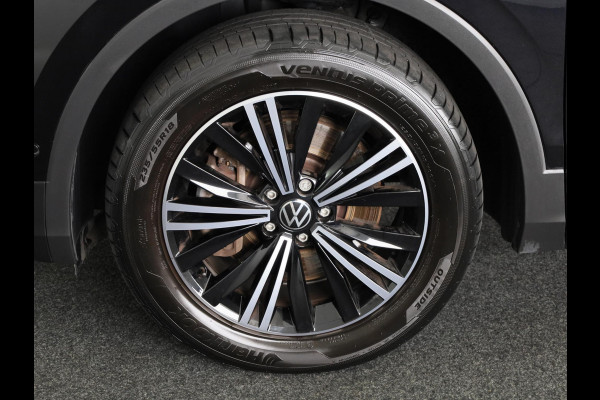 Volkswagen Tiguan 1.4 TSI eHybrid Elegance 245 pk Automaat (DSG) | Navigatie | Panoramadak | Elektr. trekhaak | Parkeersensoren (Park assist) | Rondomzicht camera | Matrix LED koplampen |