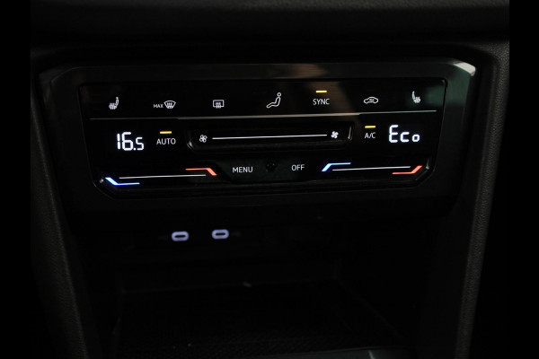 Volkswagen Tiguan 1.4 TSI eHybrid Elegance 245 pk Automaat (DSG) | Navigatie | Panoramadak | Elektr. trekhaak | Parkeersensoren (Park assist) | Rondomzicht camera | Matrix LED koplampen |
