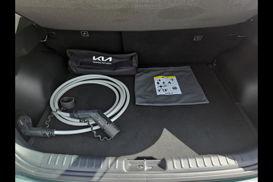 Kia Niro EV DynamicLine 64.8 kWh | Prijs incl. vooraftrek 2000.- inruilpremie | Navigatie  | Camera | Cruise | Apple Carplay & Android Auto |