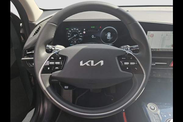 Kia Niro EV DynamicLine 64.8 kWh | Prijs incl. vooraftrek 2000.- inruilpremie | Navigatie  | Camera | Cruise | Apple Carplay & Android Auto |