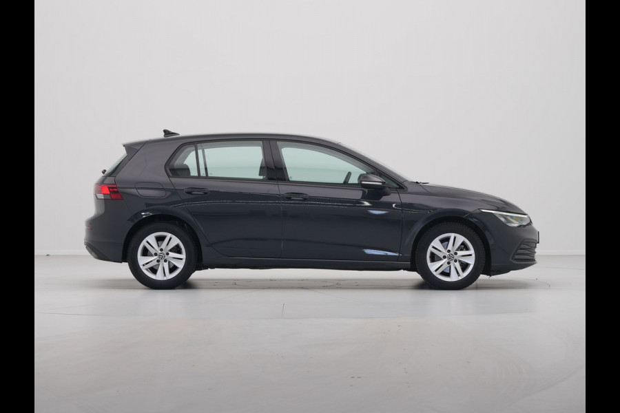 Volkswagen Golf 1.0 eTSI 110pk DSG Life Business Navigatie Stoelverwarming Acc Pdc 259