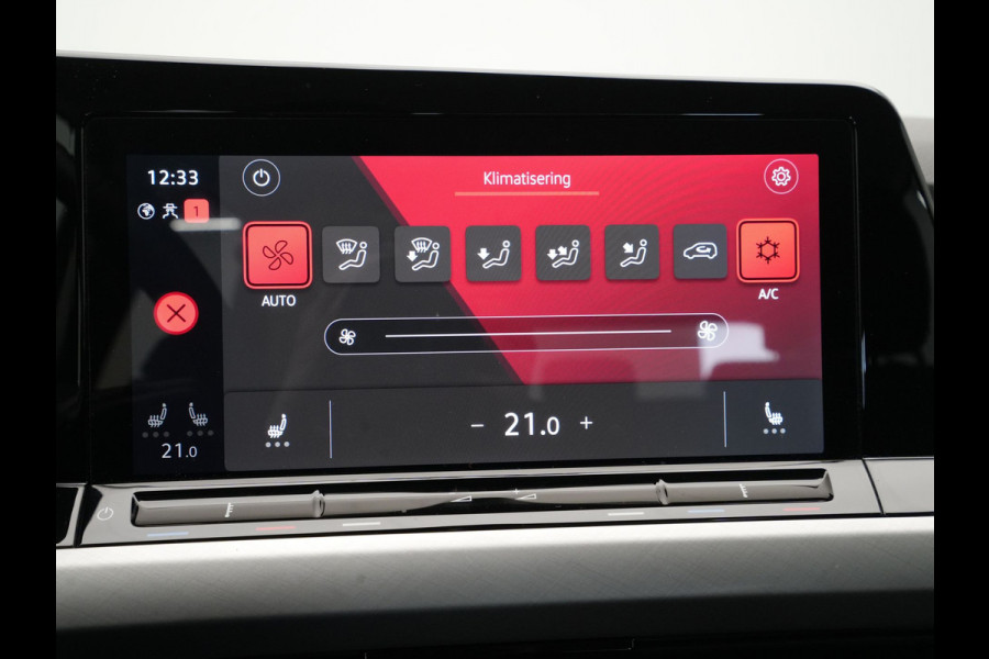 Volkswagen Golf 1.0 eTSI 110pk DSG Life Business Navigatie Stoelverwarming Acc Pdc 259