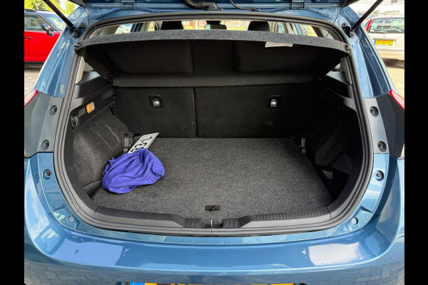 Toyota Auris 1.8 Hybrid Active, Trekhaak, Camera, Bluetooth