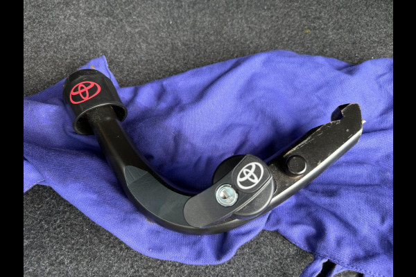 Toyota Auris 1.8 Hybrid Active, Trekhaak, Camera, Bluetooth