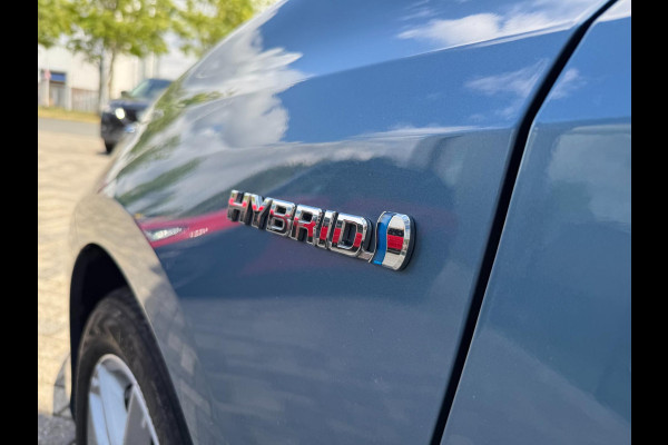 Toyota Auris 1.8 Hybrid Active, Trekhaak, Camera, Bluetooth