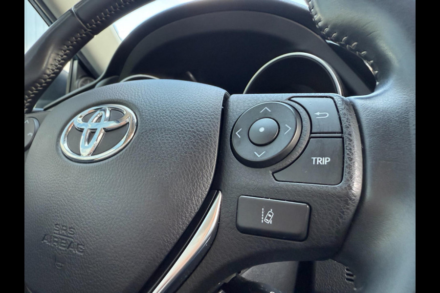 Toyota Auris 1.8 Hybrid Active, Trekhaak, Camera, Bluetooth