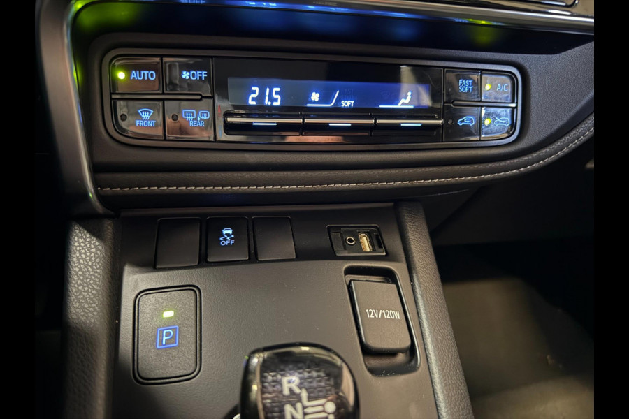 Toyota Auris 1.8 Hybrid Active, Trekhaak, Camera, Bluetooth