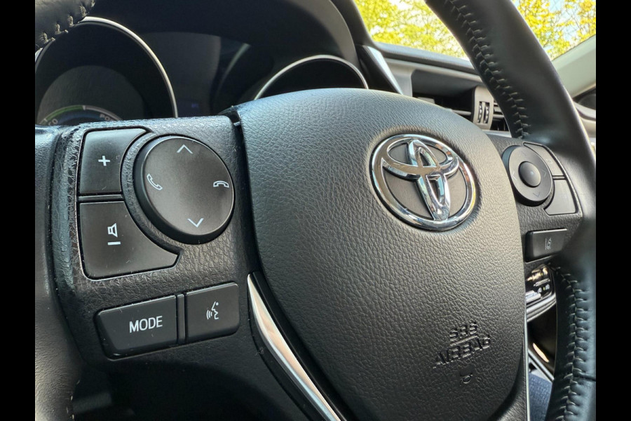 Toyota Auris 1.8 Hybrid Active, Trekhaak, Camera, Bluetooth