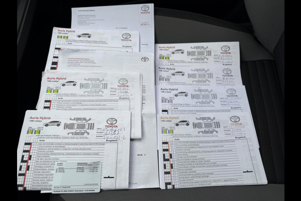 Toyota Auris 1.8 Hybrid Active, Trekhaak, Camera, Bluetooth