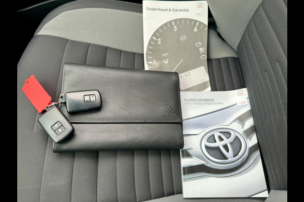 Toyota Auris 1.8 Hybrid Active, Trekhaak, Camera, Bluetooth