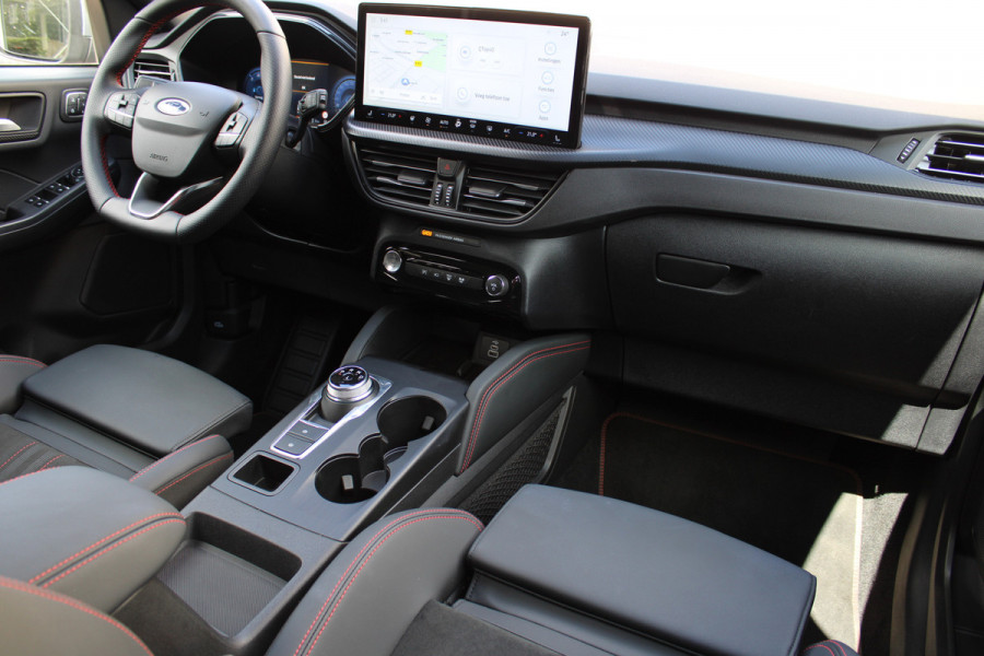 Ford Kuga 2.5 PHEV ST-Line X | Facelift | Panoramadak | Head-up | BLIS | Winterpack | Trekhaak | B&O | AGR