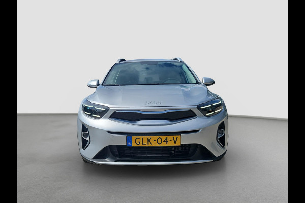 Kia Stonic 1.0 T-GDi MHEV DynamicPlusLine Automaat | Camera | LMV | Cruise | Navi | LED | Stoel- en Stuurverwarming | Privacy Glass | Apple Carplay & Android Auto |