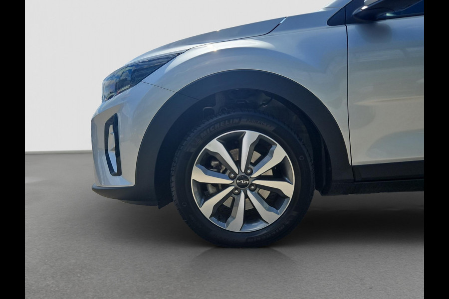 Kia Stonic 1.0 T-GDi MHEV DynamicPlusLine Automaat | Camera | LMV | Cruise | Navi | LED | Stoel- en Stuurverwarming | Privacy Glass | Apple Carplay & Android Auto |