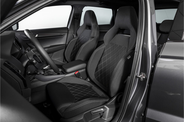 Škoda Karoq 1.5 TSI 150 PK ACT Sportline Business - Automaat | S/K-Panodak | Columbus pakket | Dig. Cockpit | Adapt. Cruise | Elek. Klep | Stuur-+Stoelverw. | Camera | NAV+App. Connect | ECC | LED | LM 19" | 3545