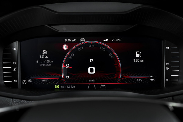 Škoda Karoq 1.5 TSI 150 PK ACT Sportline Business - Automaat | S/K-Panodak | Columbus pakket | Dig. Cockpit | Adapt. Cruise | Elek. Klep | Stuur-+Stoelverw. | Camera | NAV+App. Connect | ECC | LED | LM 19" | 3545