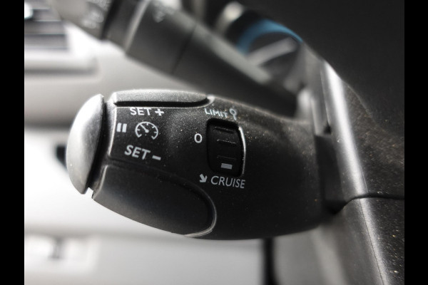 Opel Vivaro-e L3H1 Edition 75 kWh Automaat Airco Navigatie Cruise Control