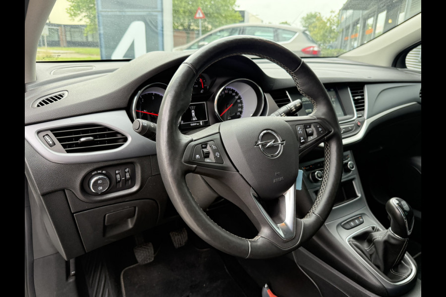 Opel Astra Sports Tourer BWJ 2020 | 1.5 CDTI 123PK Bus Edition | CAMERA | CLIMA | NAVI | PDC | CARPLAY | PRIVACY GLASS |