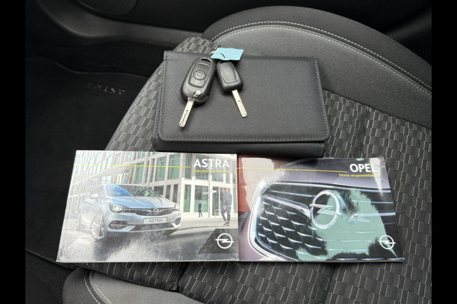 Opel Astra Sports Tourer BWJ 2020 | 1.5 CDTI 123PK Bus Edition | CAMERA | CLIMA | NAVI | PDC | CARPLAY | PRIVACY GLASS |