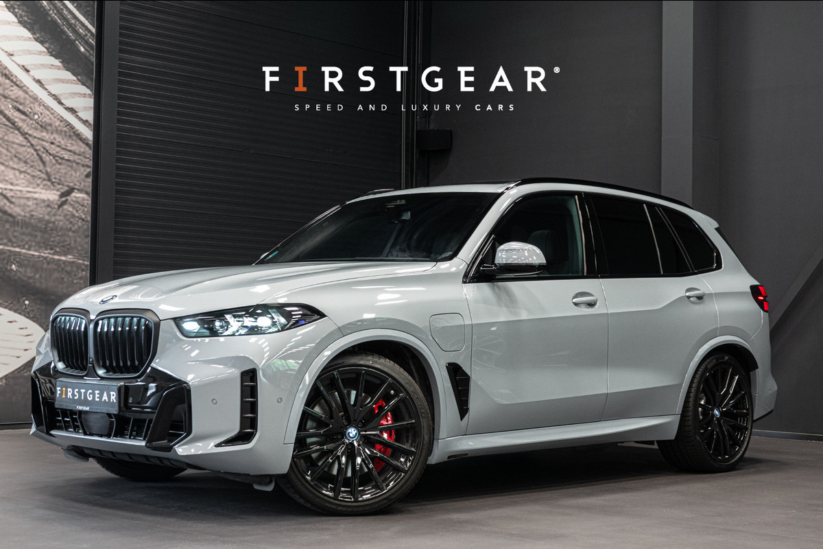 BMW X5 xDrive50e *M-Sport Pro / Actieve-Besturing / Luchtvering / Panorama / Harman-Kardon / HUD / Soft-Close* BMW X5 xDrive50e *M-Sport Pro / Actieve-Besturing / Luchtvering / Panorama / Harman-Kardon / HUD / Soft-Close*