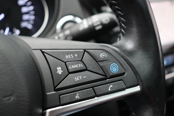 Nissan QASHQAI 1.3 DIG-T Tekna Pano/dak Leder Rondomzicht/Camera