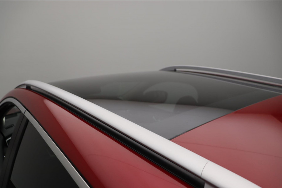 Nissan QASHQAI 1.3 DIG-T Tekna Pano/dak Leder Rondomzicht/Camera