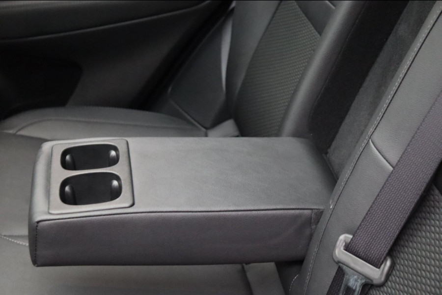 Nissan QASHQAI 1.3 DIG-T Tekna Pano/dak Leder Rondomzicht/Camera
