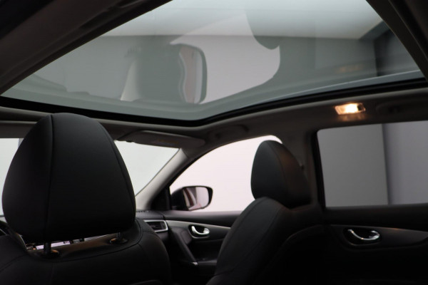 Nissan QASHQAI 1.3 DIG-T Tekna Pano/dak Leder Rondomzicht/Camera