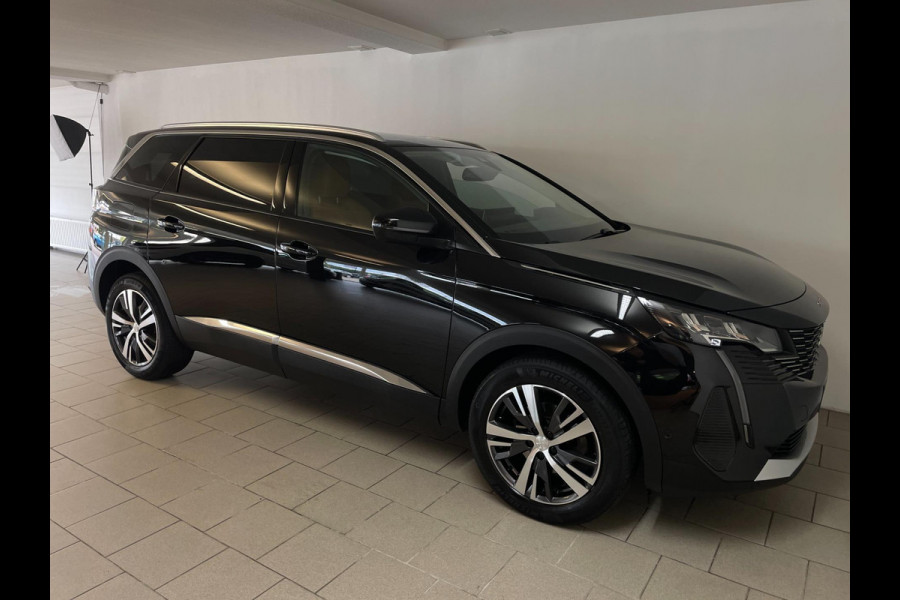 Peugeot 5008 1.2 PureTech Blue Lease Allure 7 pers AIRCO NAVI CRUISE APPLE CARPLAY LEER STOELVERW KEYLESS VELGEN NIEUWSTAAT