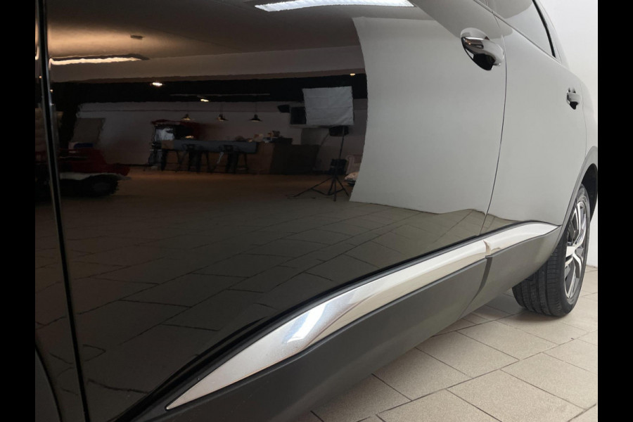 Peugeot 5008 1.2 PureTech Blue Lease Allure 7 pers AIRCO NAVI CRUISE APPLE CARPLAY LEER STOELVERW KEYLESS VELGEN NIEUWSTAAT