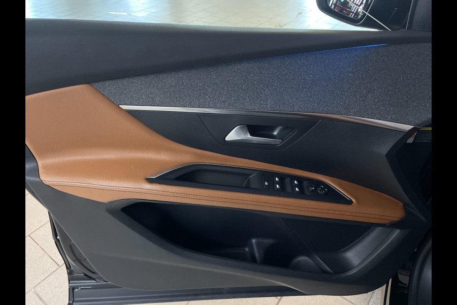 Peugeot 5008 1.2 PureTech Blue Lease Allure 7 pers AIRCO NAVI CRUISE APPLE CARPLAY LEER STOELVERW KEYLESS VELGEN NIEUWSTAAT