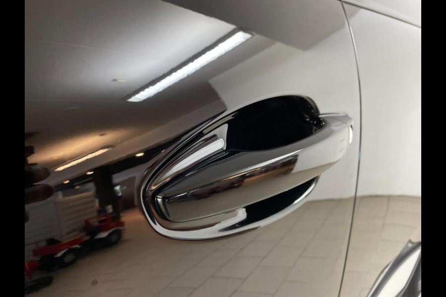 Peugeot 5008 1.2 PureTech Blue Lease Allure 7 pers AIRCO NAVI CRUISE APPLE CARPLAY LEER STOELVERW KEYLESS VELGEN NIEUWSTAAT