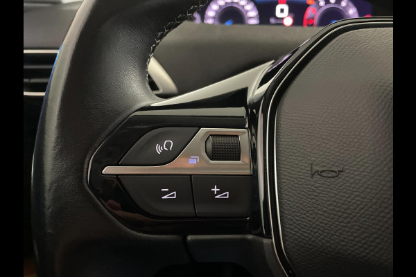 Peugeot 5008 1.2 PureTech Blue Lease Allure 7 pers AIRCO NAVI CRUISE APPLE CARPLAY LEER STOELVERW KEYLESS VELGEN NIEUWSTAAT