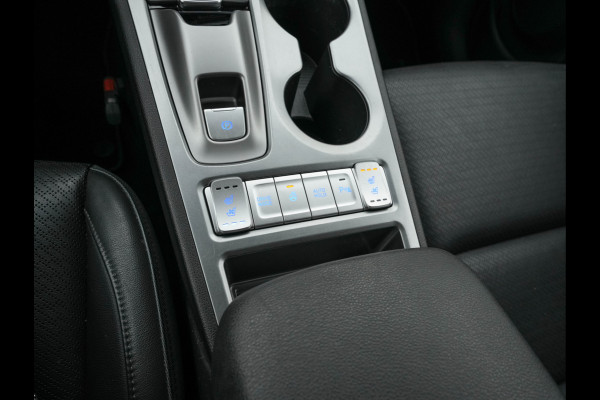 Hyundai Kona EV Premium 64 kWh (INCL-BTW) *FULL-LEATHER | HEAD-UP | FULL-LED | NAVI-FULLMAP | DAB | ADAPTIVE-CRUISE | KRELL-AUDIO | KEYLESS | CAMERA | BLIND-SPOT | LANE-ASSIST | DIGI-COCKPIT | COMFORT-SEATS | 17''ALU*