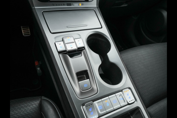 Hyundai Kona EV Premium 64 kWh (INCL-BTW) *FULL-LEATHER | HEAD-UP | FULL-LED | NAVI-FULLMAP | DAB | ADAPTIVE-CRUISE | KRELL-AUDIO | KEYLESS | CAMERA | BLIND-SPOT | LANE-ASSIST | DIGI-COCKPIT | COMFORT-SEATS | 17''ALU*