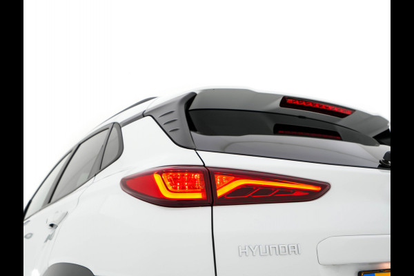 Hyundai Kona EV Premium 64 kWh (INCL-BTW) *FULL-LEATHER | HEAD-UP | FULL-LED | NAVI-FULLMAP | DAB | ADAPTIVE-CRUISE | KRELL-AUDIO | KEYLESS | CAMERA | BLIND-SPOT | LANE-ASSIST | DIGI-COCKPIT | COMFORT-SEATS | 17''ALU*