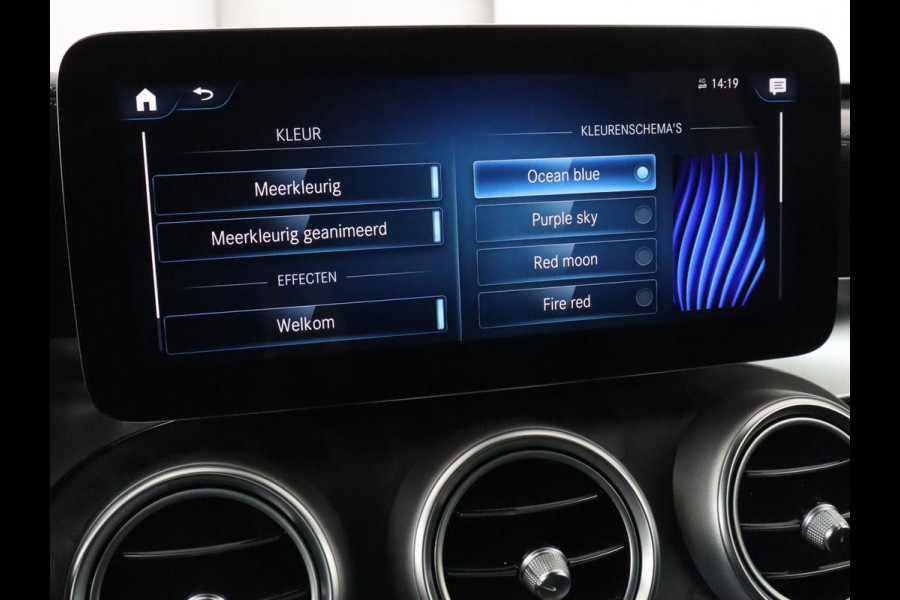 Mercedes-Benz GLC 300e 4Matic AMG Line | Panoramadak | Trekhaak | Stoelverwarming | Carplay | Leder/Alcantara | Keyless | Navigatie