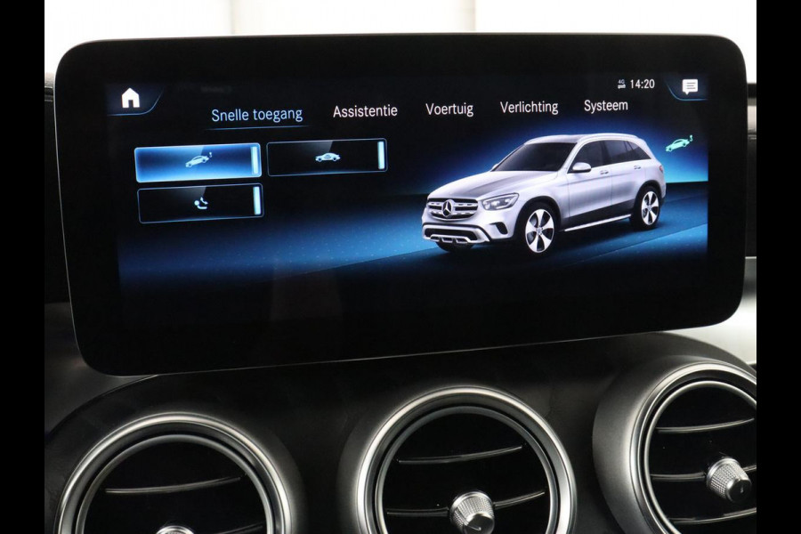 Mercedes-Benz GLC 300e 4Matic AMG Line | Panoramadak | Trekhaak | Stoelverwarming | Carplay | Leder/Alcantara | Keyless | Navigatie