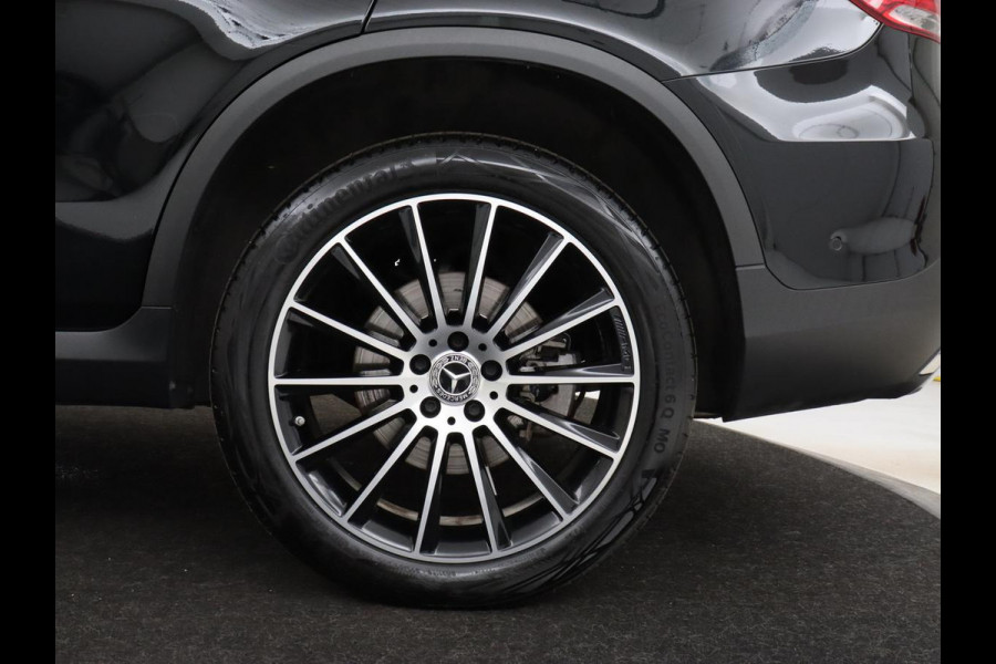 Mercedes-Benz GLC 300e 4Matic AMG Line | Panoramadak | Trekhaak | Stoelverwarming | Carplay | Leder/Alcantara | Keyless | Navigatie