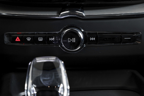 Volvo XC60 2.0 T8 Plug-in hybrid AWD Plus Dark | S/K-Panodak | Dig. Cockpit | Adapt. Cruise | Harman/Kardon | Memory Stoelen | Elek. Klep | Stoel-+stuurverw. | 360 Camera | NAV+App. Connect | LM 20" | 0212