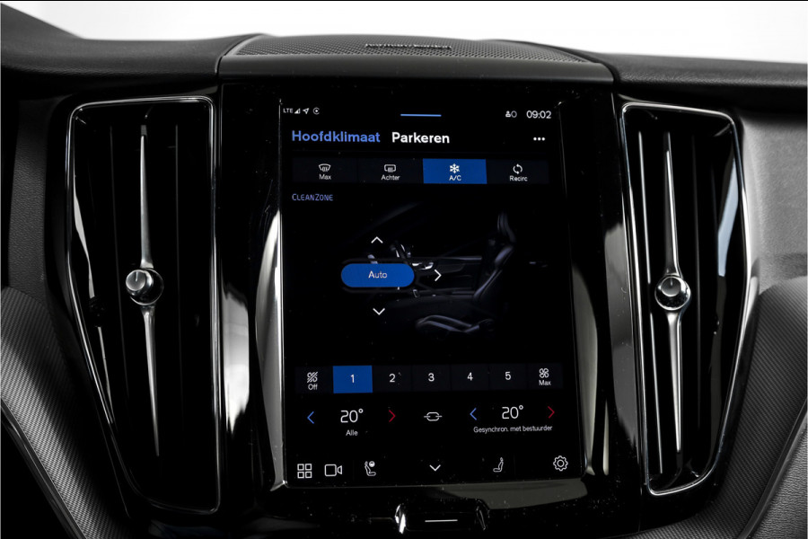 Volvo XC60 2.0 T8 Plug-in hybrid AWD Plus Dark | S/K-Panodak | Dig. Cockpit | Adapt. Cruise | Harman/Kardon | Memory Stoelen | Elek. Klep | Stoel-+stuurverw. | 360 Camera | NAV+App. Connect | LM 20" | 0212