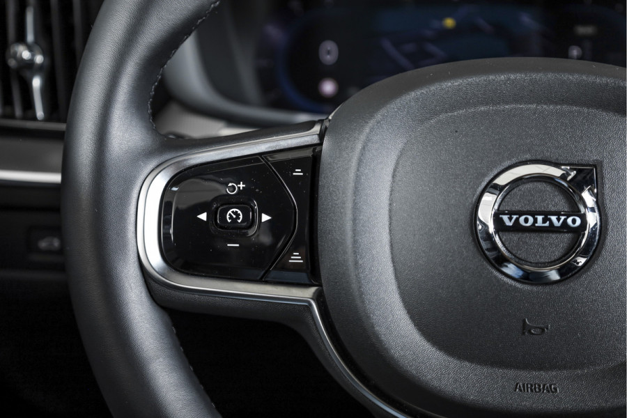 Volvo XC60 2.0 T8 Plug-in hybrid AWD Plus Dark | S/K-Panodak | Dig. Cockpit | Adapt. Cruise | Harman/Kardon | Memory Stoelen | Elek. Klep | Stoel-+stuurverw. | 360 Camera | NAV+App. Connect | LM 20" | 0212