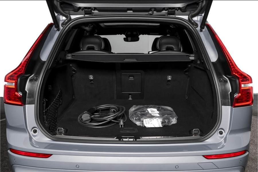 Volvo XC60 2.0 T8 Plug-in hybrid AWD Plus Dark | S/K-Panodak | Dig. Cockpit | Adapt. Cruise | Harman/Kardon | Memory Stoelen | Elek. Klep | Stoel-+stuurverw. | 360 Camera | NAV+App. Connect | LM 20" | 0212