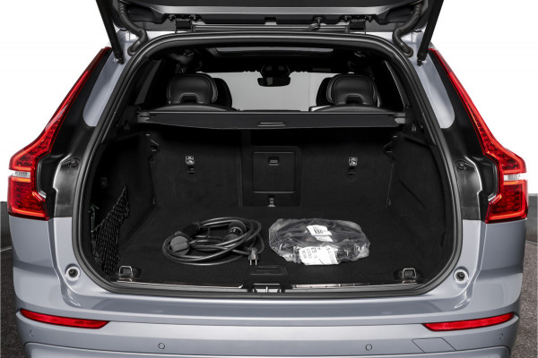 Volvo XC60 2.0 T8 Plug-in hybrid AWD Plus Dark | S/K-Panodak | Dig. Cockpit | Adapt. Cruise | Harman/Kardon | Memory Stoelen | Elek. Klep | Stoel-+stuurverw. | 360 Camera | NAV+App. Connect | LM 20" | 0212