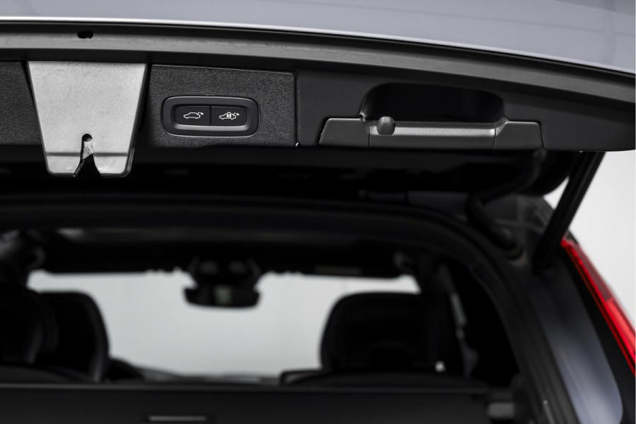 Volvo XC60 2.0 T8 Plug-in hybrid AWD Plus Dark | S/K-Panodak | Dig. Cockpit | Adapt. Cruise | Harman/Kardon | Memory Stoelen | Elek. Klep | Stoel-+stuurverw. | 360 Camera | NAV+App. Connect | LM 20" | 0212