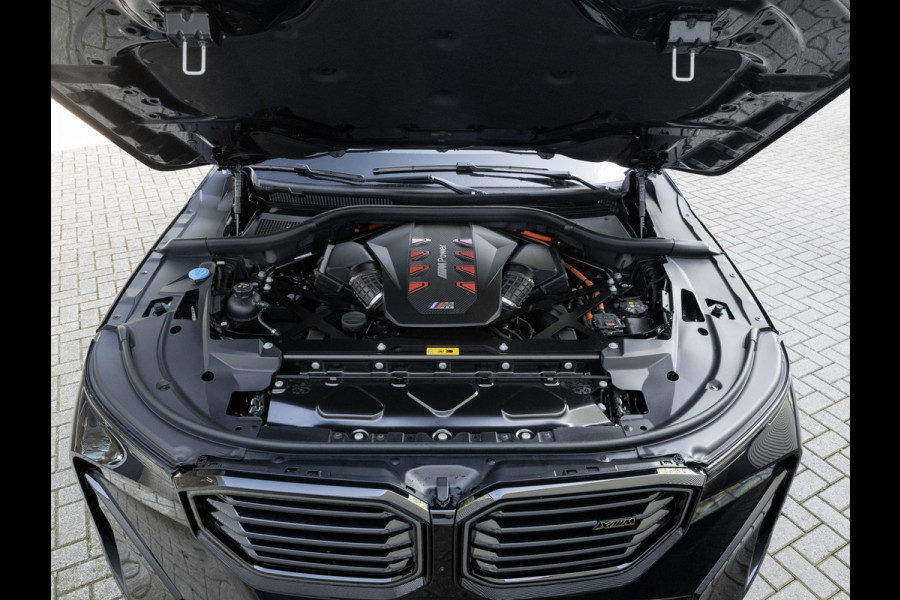 BMW XM PHEV - V8 - Driving Ass Prof - Bowers & Wilkins - Trekhaak