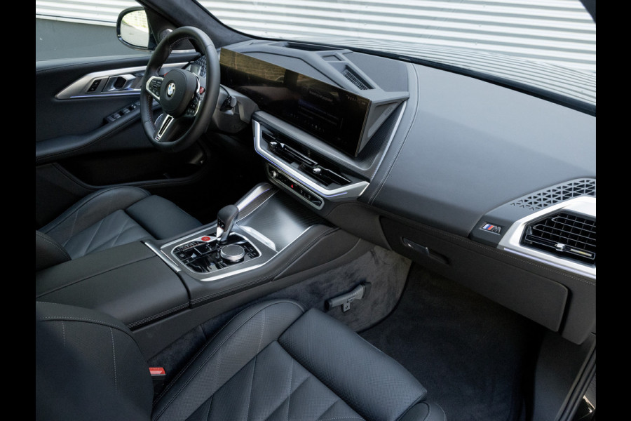 BMW XM PHEV - V8 - Driving Ass Prof - Bowers & Wilkins - Trekhaak