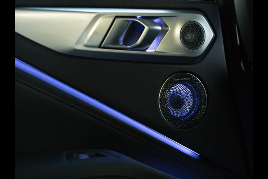 BMW XM PHEV - V8 - Driving Ass Prof - Bowers & Wilkins - Trekhaak