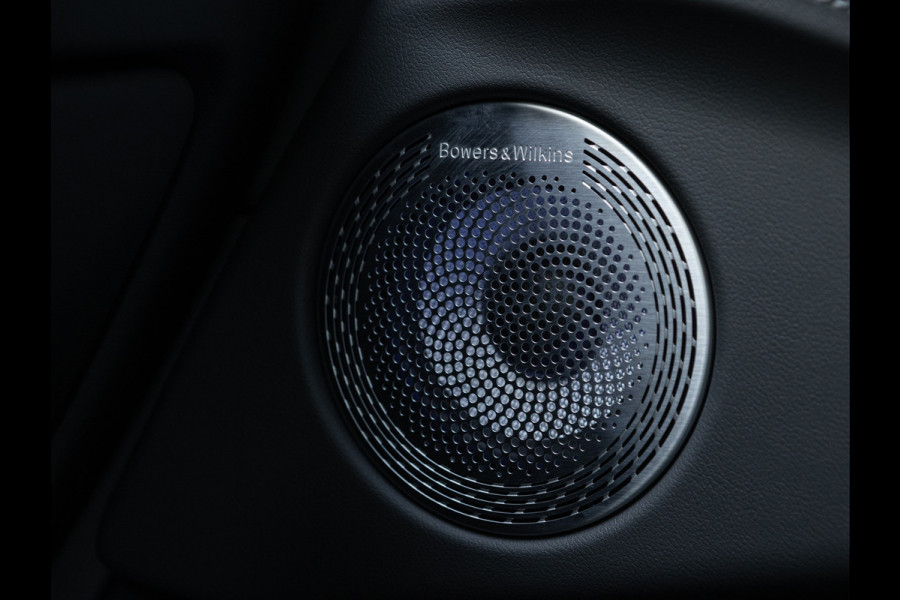 BMW XM PHEV - V8 - Driving Ass Prof - Bowers & Wilkins - Trekhaak
