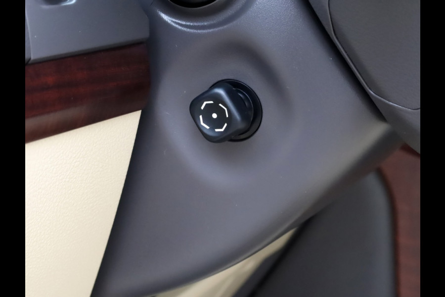 Toyota Land Cruiser 4.0 V6 Executive 5 p | Leder | JBL | 360 Camera